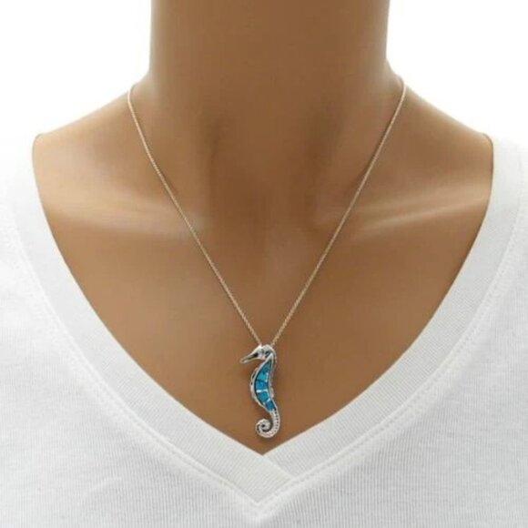 PRETTY STERLING SILVER CREATED OPAL SEA HORSE SLIDE PENDANT - Picture 2 of 2